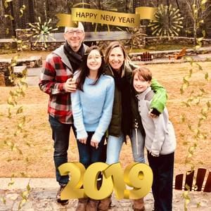 Meet your Posher, Claudia